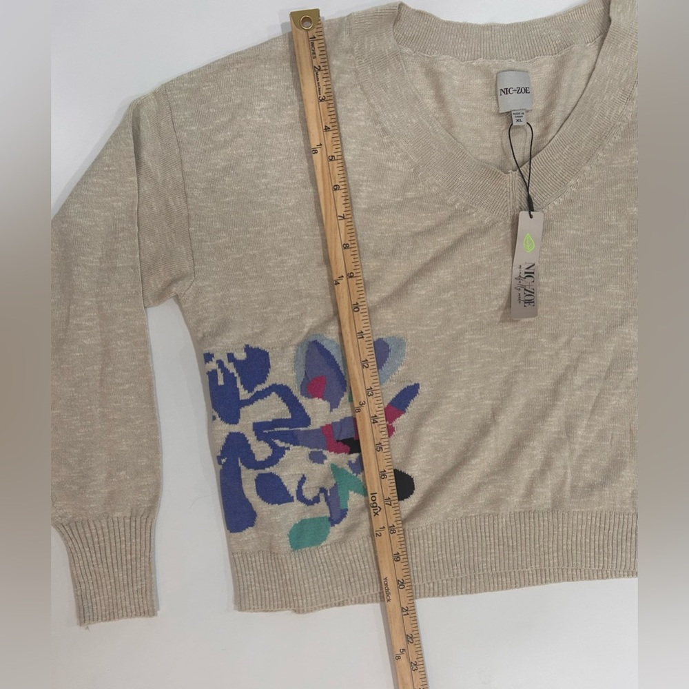 NWT NIC+ZOE BLOOMING SHORT V SWEATER. Size XL - Picture 9 of 9